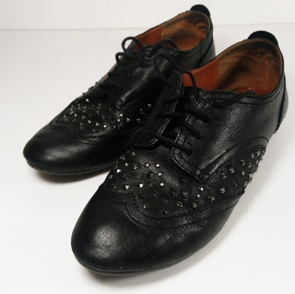 Lucky Brand Gedi Studded Vintage Look Flat - Picture 6 of 6
